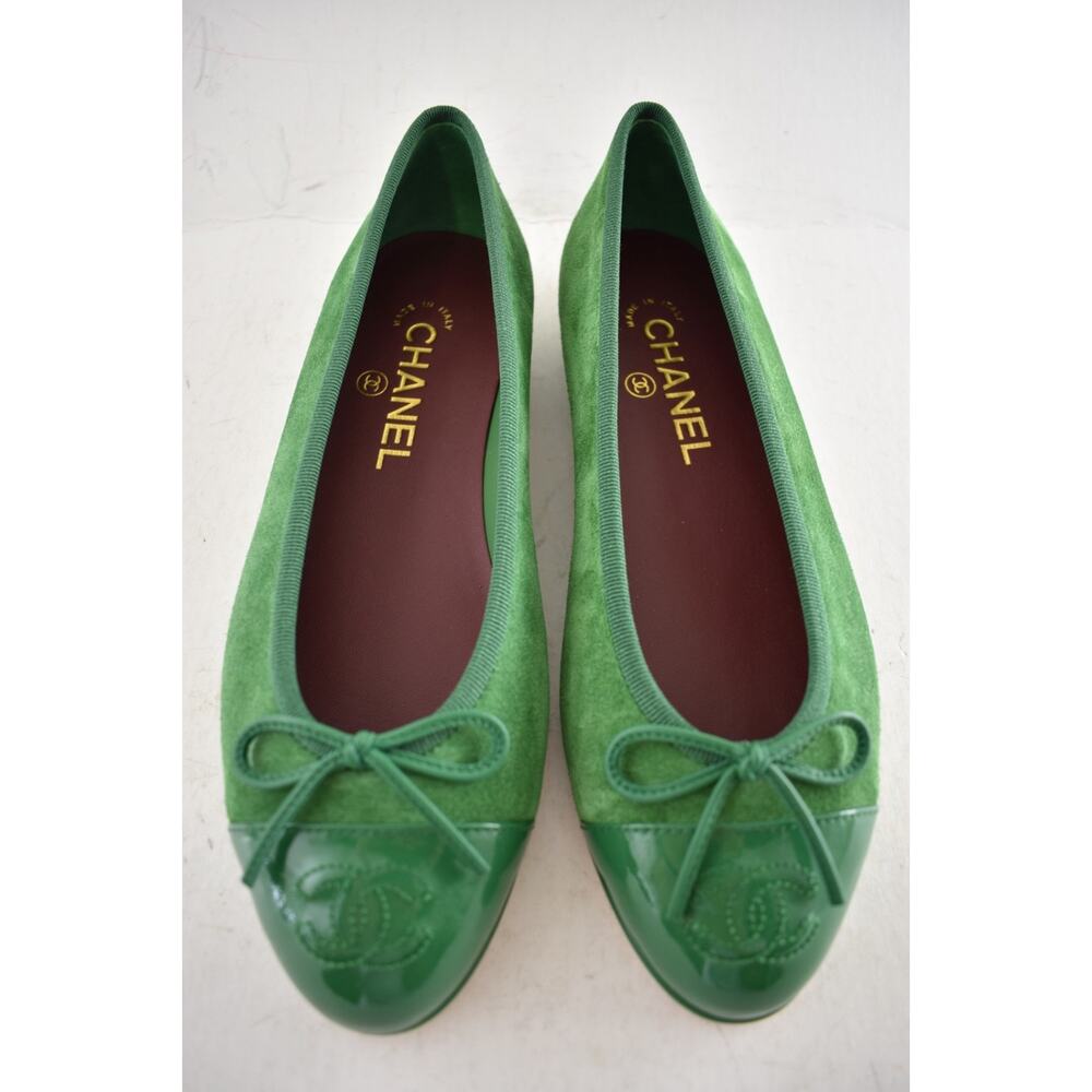 Chanel 26A Green Suede Patent Leather CC Logo Bow Tie Ballet Ballerina Flat 36 - Picture 3 of 16